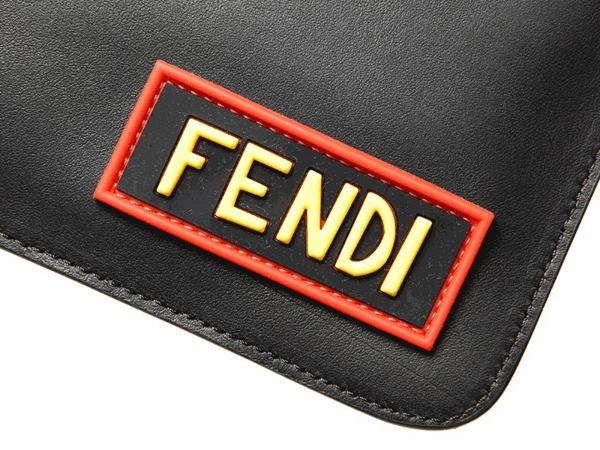 フェンディコピー FENDI LOVEパッチ クラッチ 7N0078A0FV