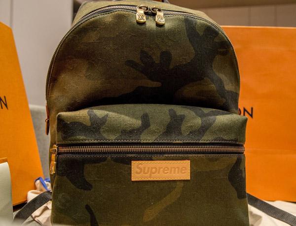 Supreme×LOUIS VUITTON/シュプリーム ルイヴィトン コピー M44200 Apollo Backpack カモフラージュアポロバックパック カーキ