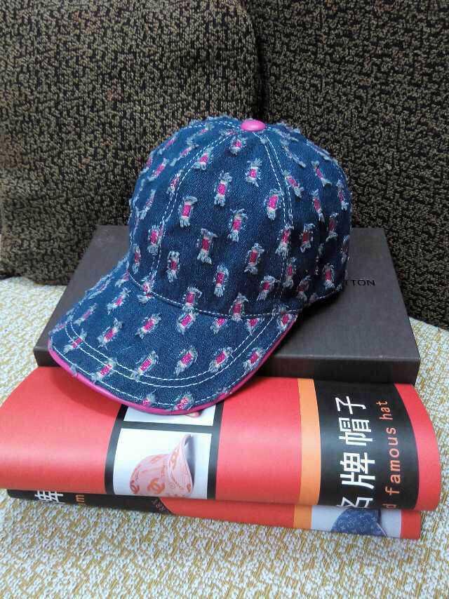 ルイヴィトンコピー 帽子 2015春夏新作 LOUIS VUITTON 男女兼用 日除け ハット 野球帽 lvcap150319-8