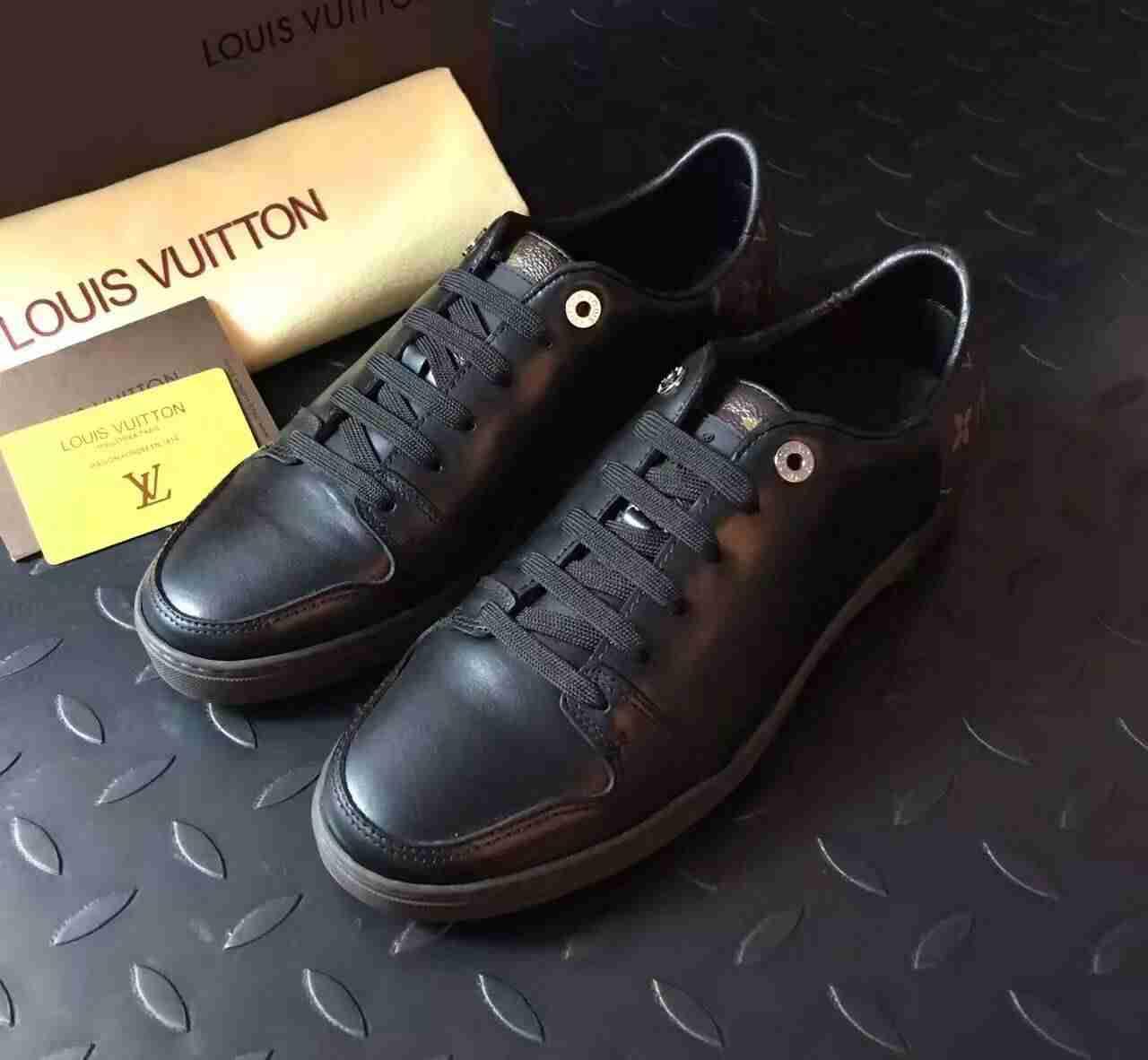 ルイヴィトンコピー 靴 Louis Vuitton 2016秋冬新作 スニーカー 上質で 男性シューズ lvshoes160911-5
