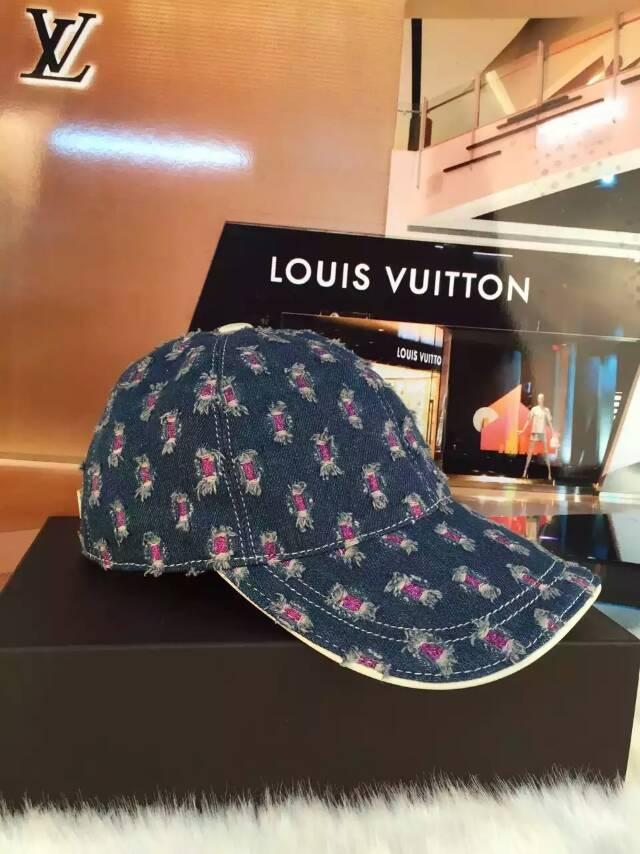 2015春夏新作 ルイヴィトンコピー 帽子 LOUIS VUITTON 男女兼用 日除け 野球帽 lvcap150715-4