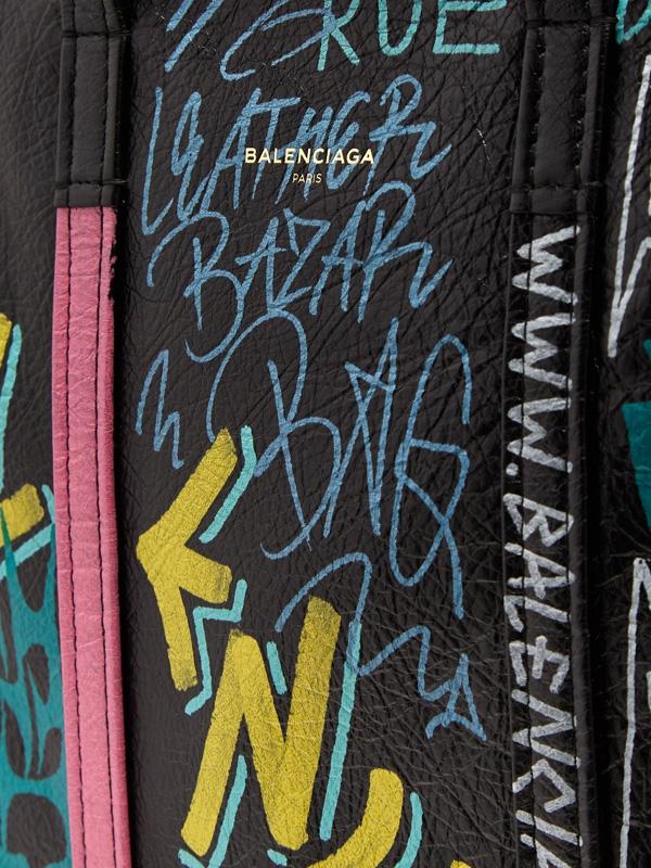 BALENCIAGA クラッチバッグ Bazar Graffiti Clutch in Arena Leather バレンシアガスーパーコピー