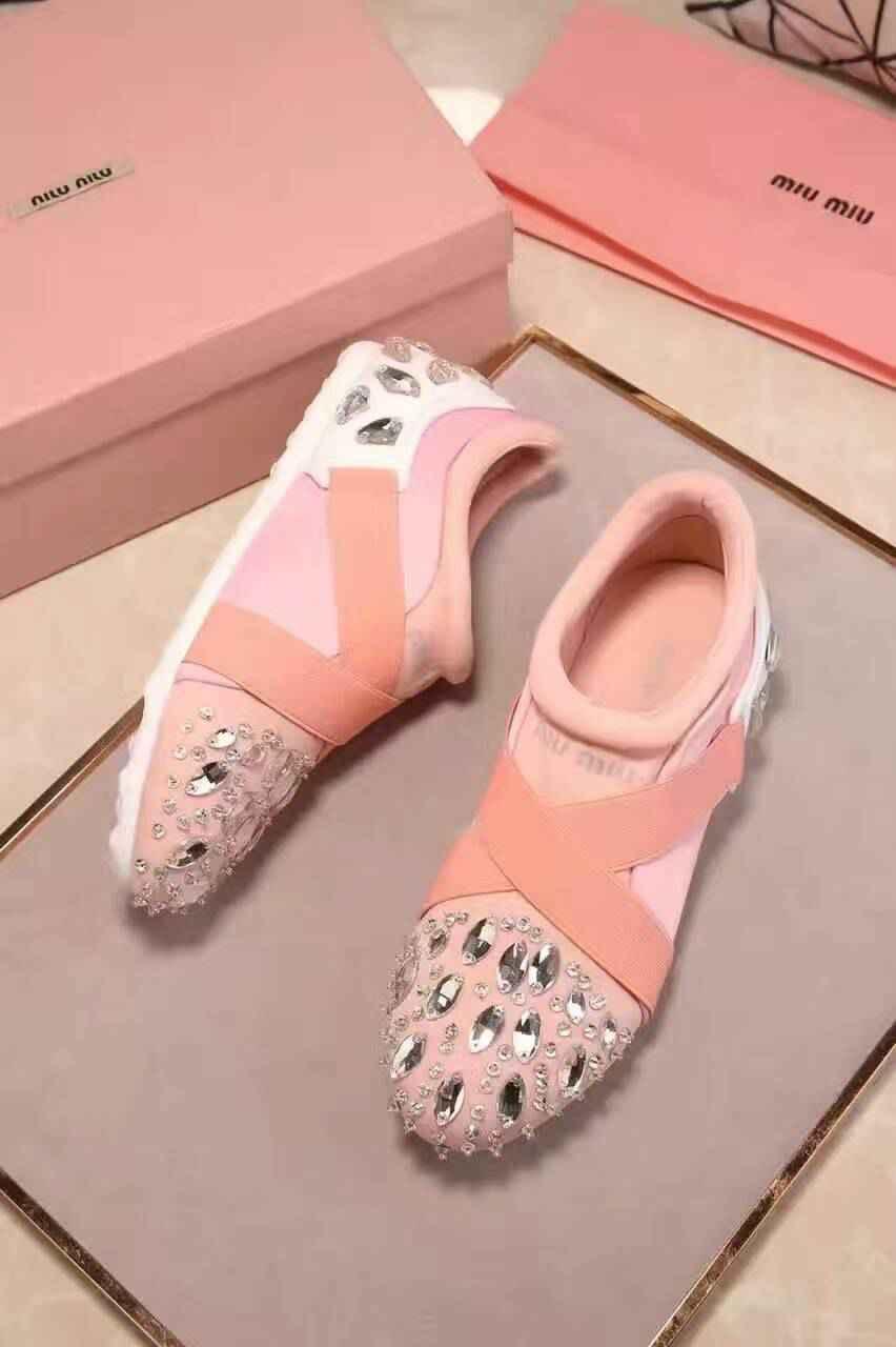 ミュウミュウコピー 靴 2016秋冬新作 MIUMIU レディース 独特な魅力 スニーカー miushoes161113-1